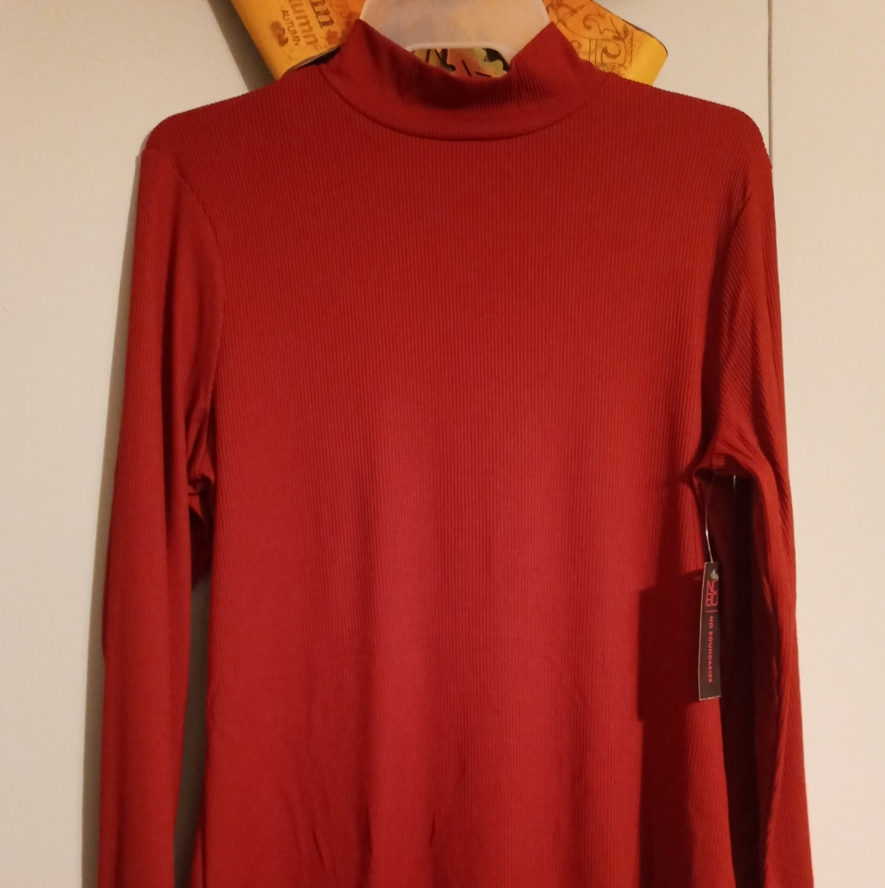Golden Brown mockneck NWT